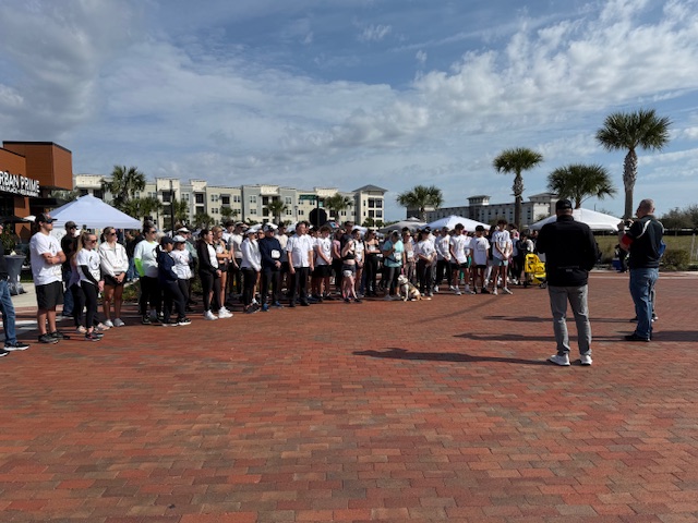 runners at start line